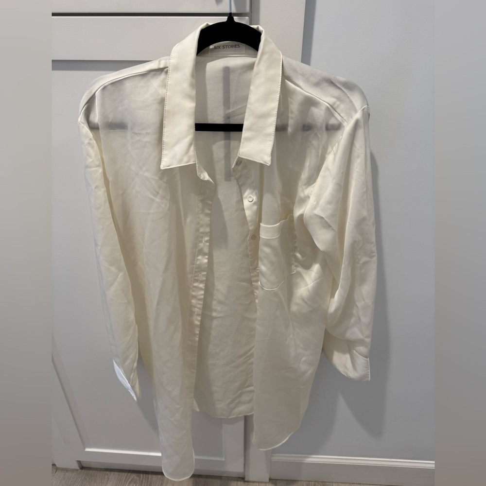 Six Stories Button Up